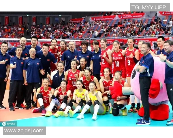 杨芳专访：从乒乓球新星到传奇教练的辉煌历程回顾